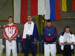 Senioi T-KI individual : 1. Michl Jaromr (R), 2. Idzikowski Tomasz (Polsko), 3. Petraitis Ramunas (Litva) a Golyshev Alexander (Rusko) 